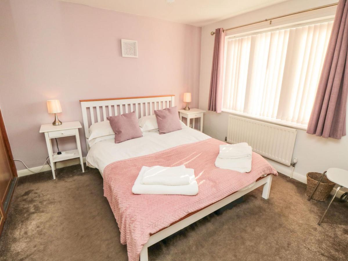 서스크 Sutton Court 빌라 외부 사진